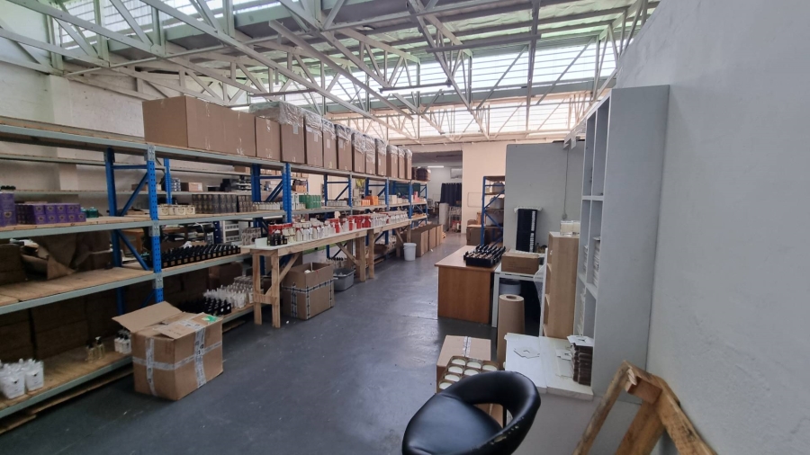 To Let Commercial Property for Rent in Woodstock Western Cape